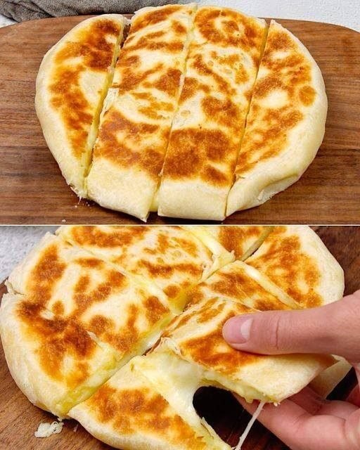 Keto Cheesy Focaccia in a Pan