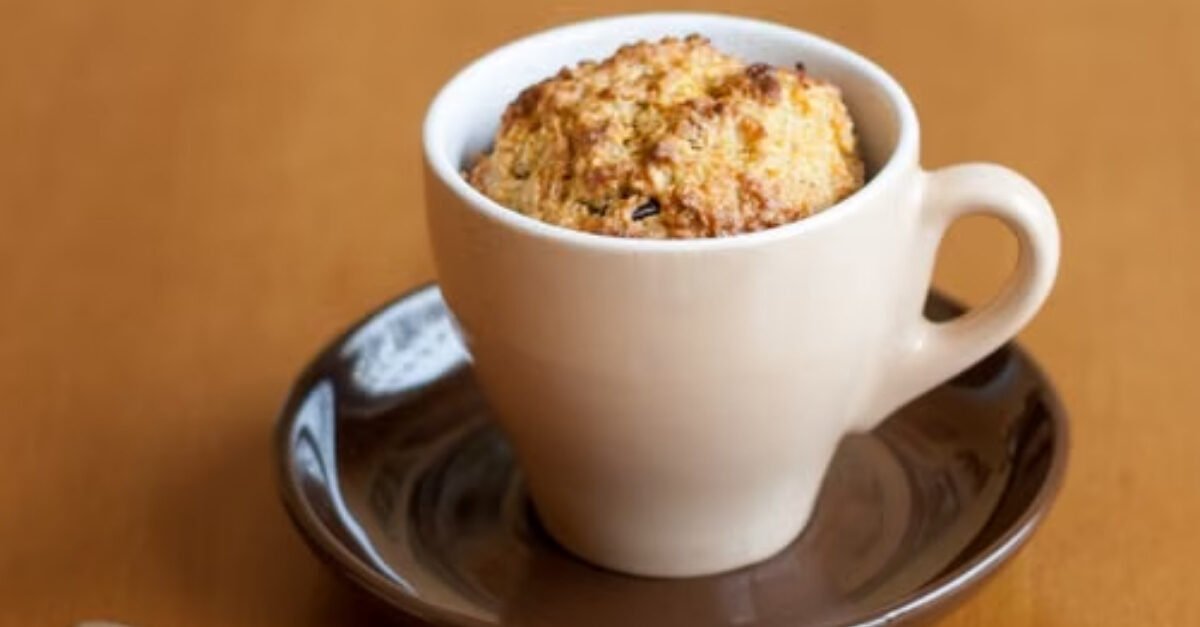 High-Protein Keto Peanut Butter Mug Cake (90-Second Recipe)