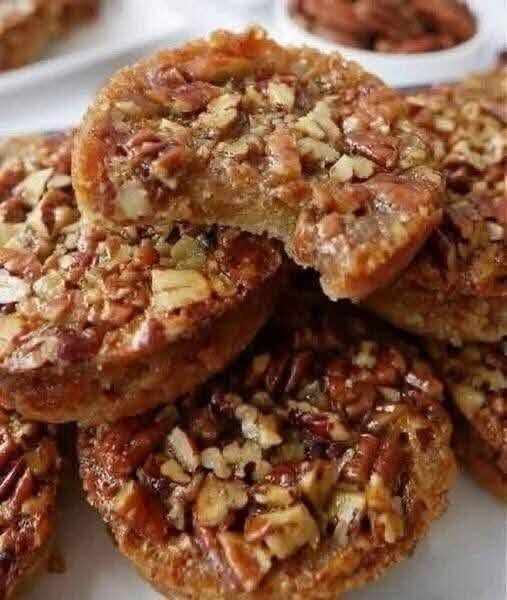 Keto Pecan Pie Cookies – Low-Carb, High-Protein Dessert Bites