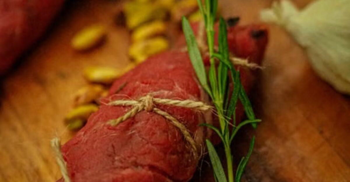 Low-Carb Jalapeño Popper Steak Roll-Ups