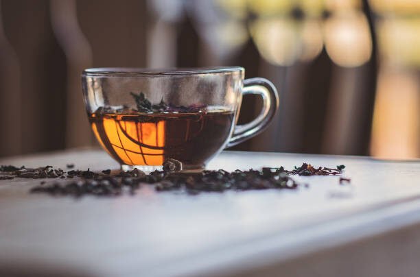 Easy Herbal Clove Tea for Digestion (Low-Carb Wellness Tonic)